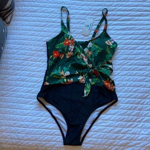 Beachsissi floral wrap one piece